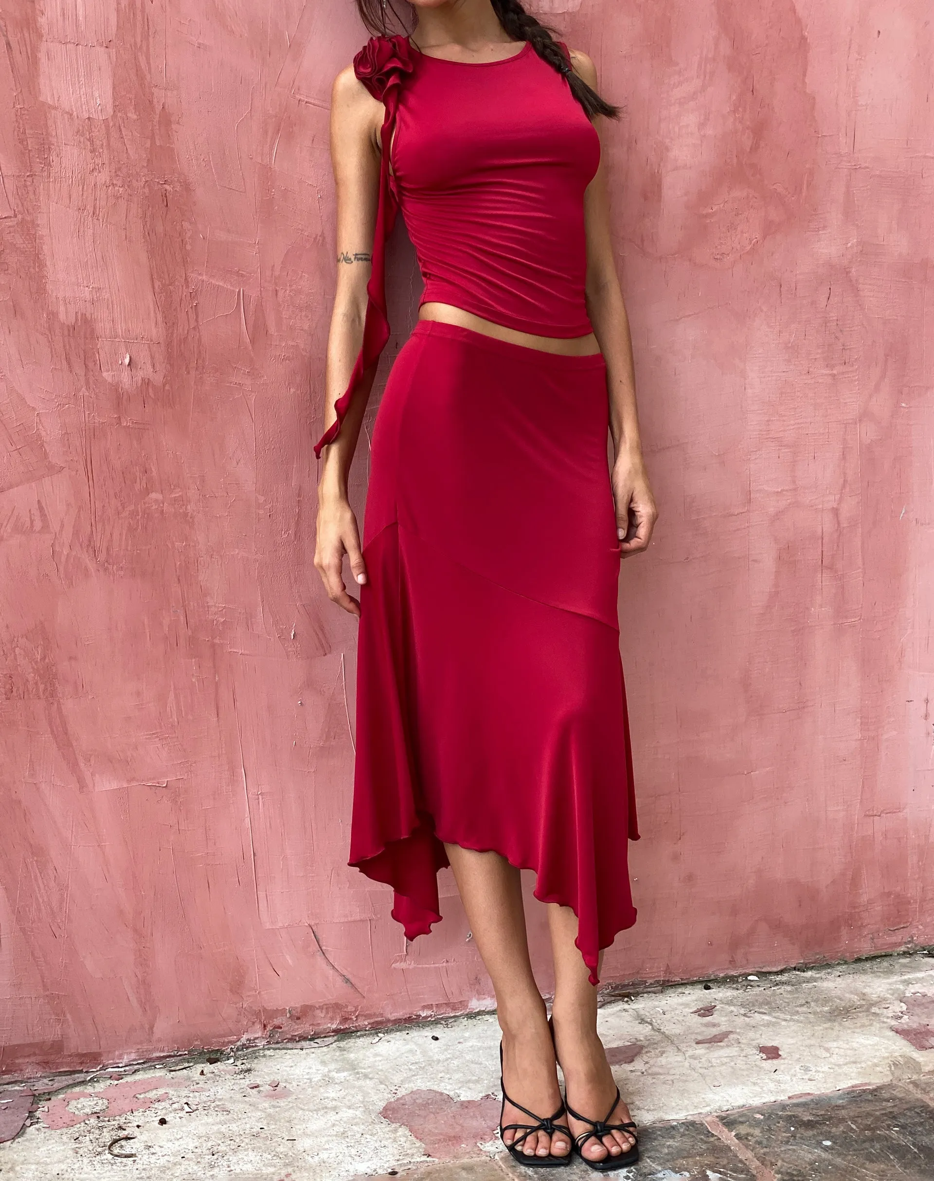 Cinta Low Rise Midi Skirt in Red