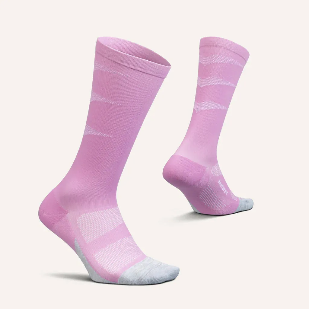 Feetures Graduated Compression Light Cushion Knee High Socks