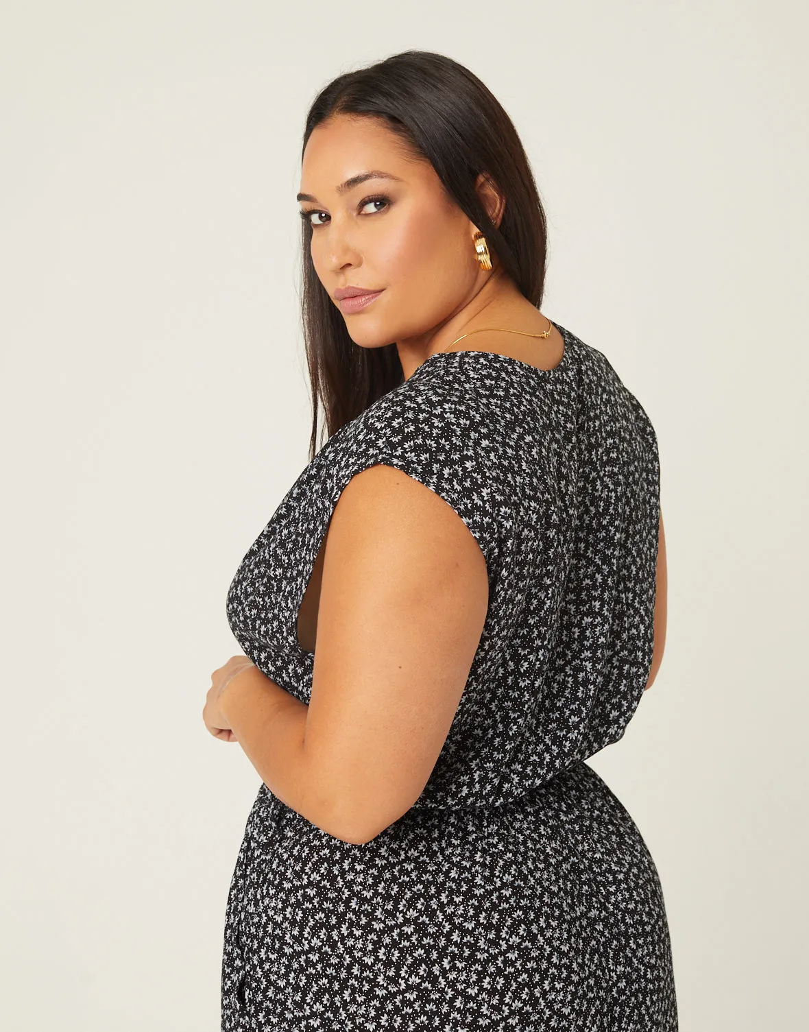 Plus Size Sleeveless Floral Surplice Romper